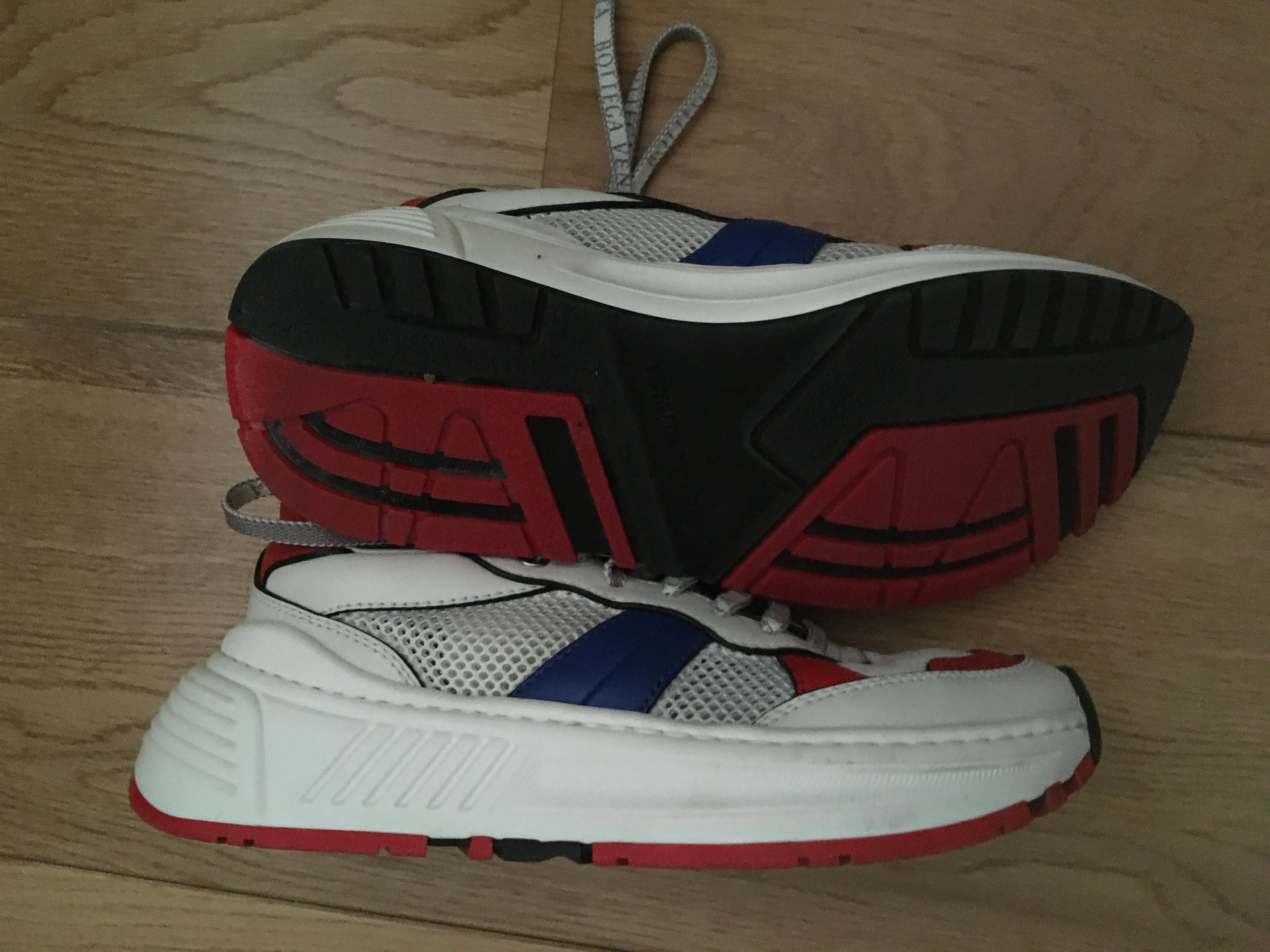 Bottega Veneta SPEEDSTER LEATHER SNEAKERS TRAINERS Size 37 US 7 UK 4 €928 ladies